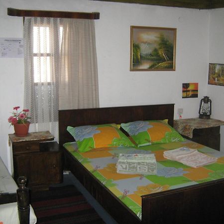 The Old House Guest House Obedinenie Chambre photo
